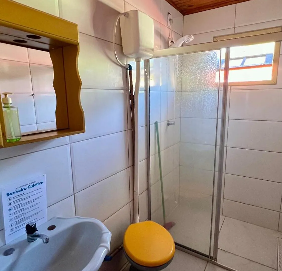 Hostel Antonio Pescador - Centro Da Guarda do Embaú 0*,  ברזיל